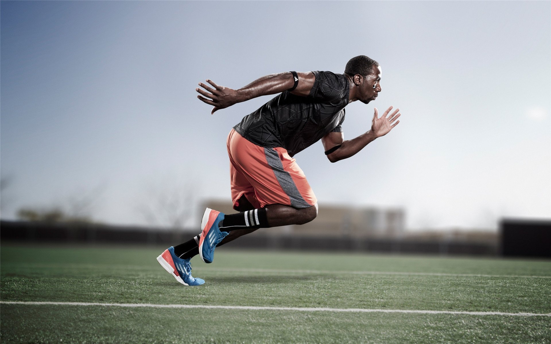 电竞直播平台流量激增，赛事带动产业发展，电竞直播现状