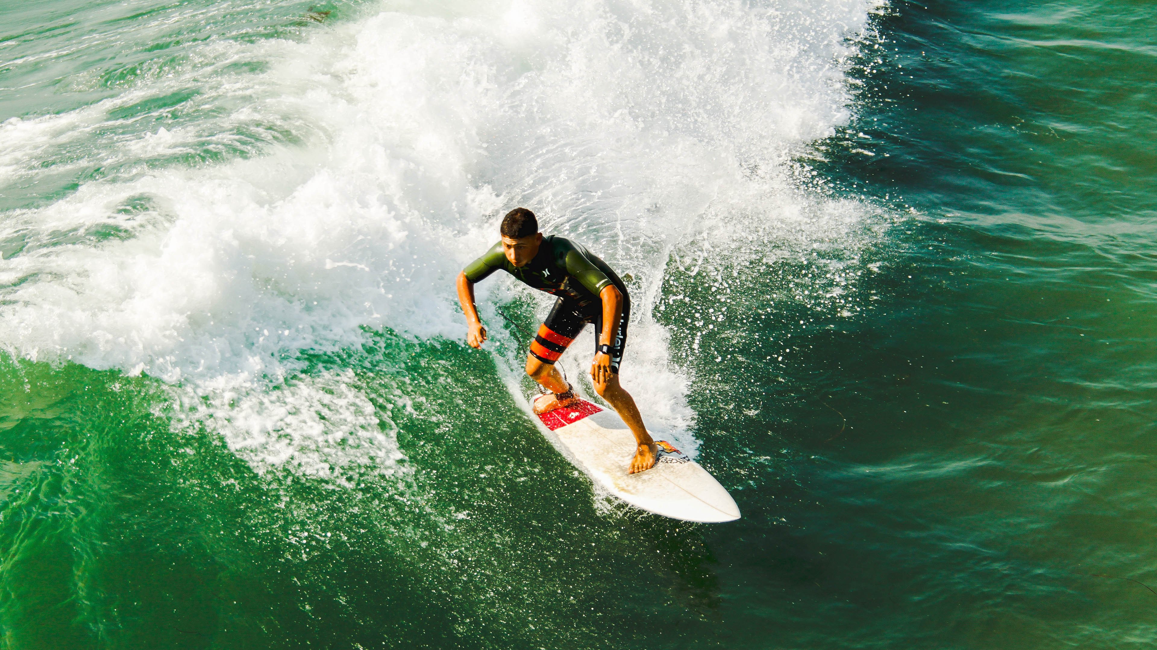 奥尔韦拉男子3米跳板决赛表现亮眼，3米跳板澳大利亚选手